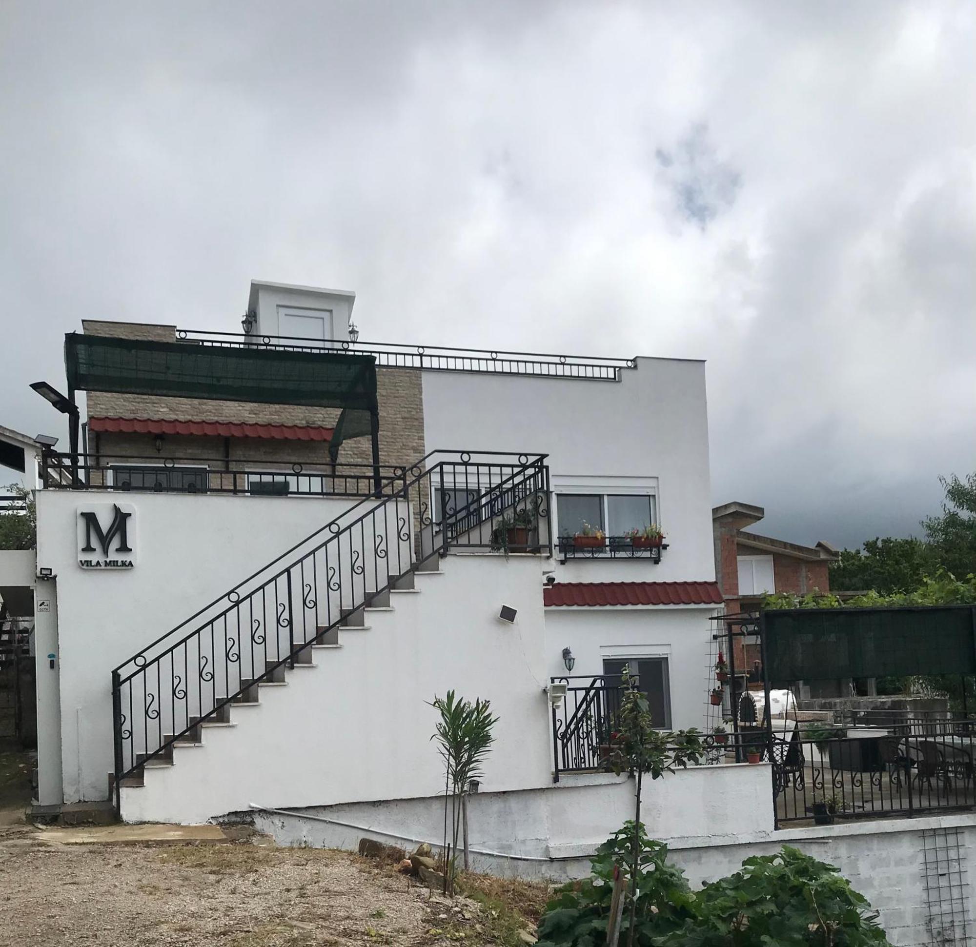 אוטייהא Villa Milka מראה חיצוני תמונה
